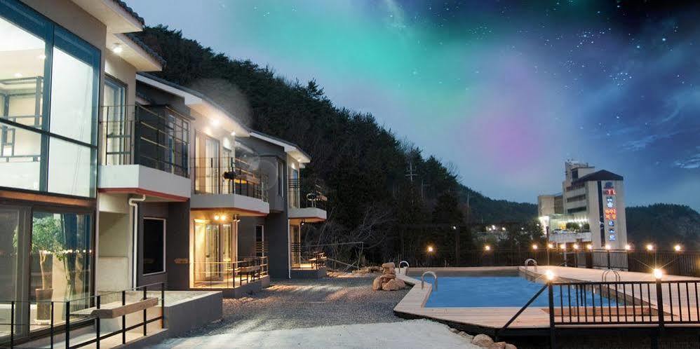 Aria Pension Namhae Extérieur photo